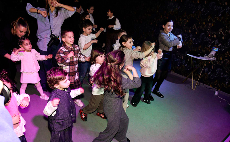 დაბადების დღის წვეულება 30+2 ბავშვზე, საჩუქრად სახის მოხატვა და ბუშტების შოუ