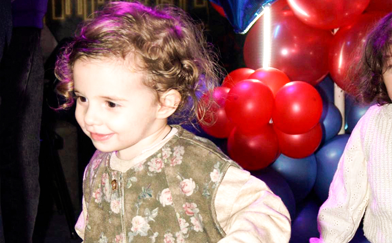 დაბადების დღის წვეულება 30+2 ბავშვზე, საჩუქრად სახის მოხატვა და ბუშტების შოუ