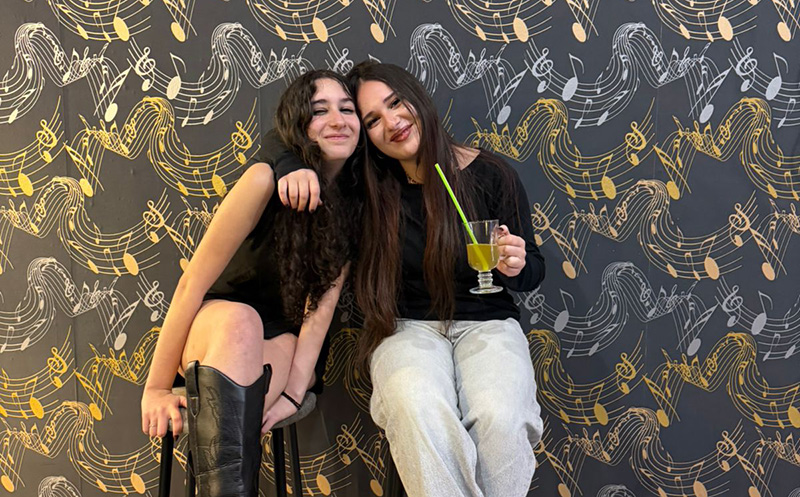 შეთავაზება თინეიჯერებისთვის, 20-25 სტუმარზე