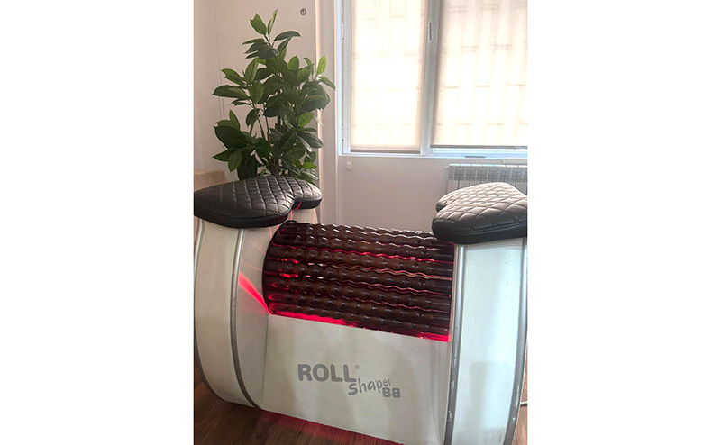 ანტიცელულიტური მასაჟი პრობლემურ ზონებზე, როლერით და ინფრაწითელი ნათურებით