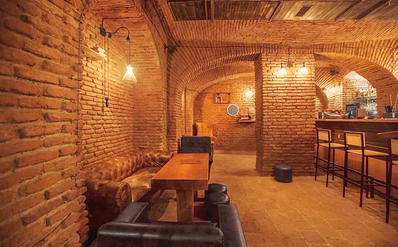 კერძები და არაყი 13-15 სტუმარზე