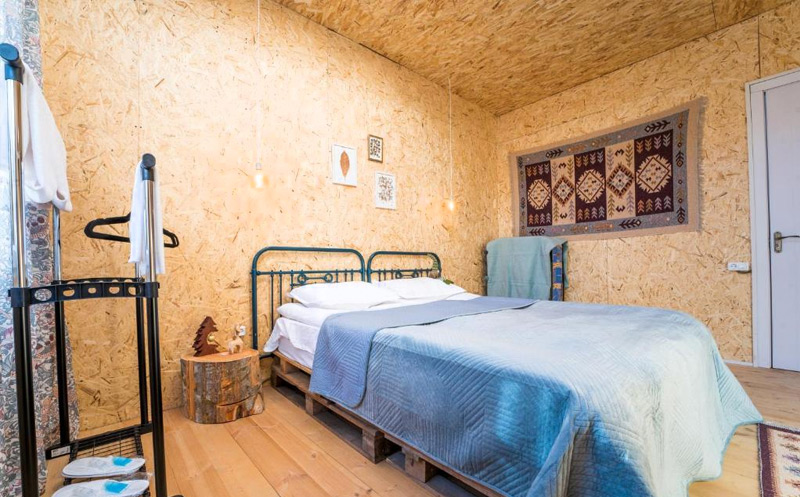 ნომრები სვანეთში, უშგულში 2, 3 და 4 სტუმარზე