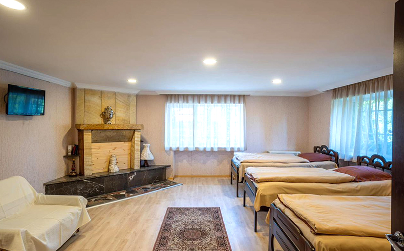 კახეთში, ნომერი 2, 4 ან 6 სტუმარზე