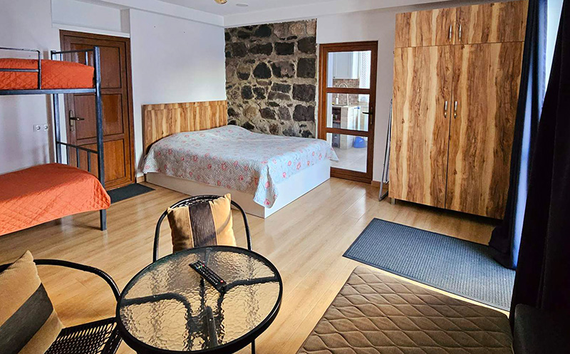 ბაკურიანში, აპარტამენტი 4+1 სტუმარზე