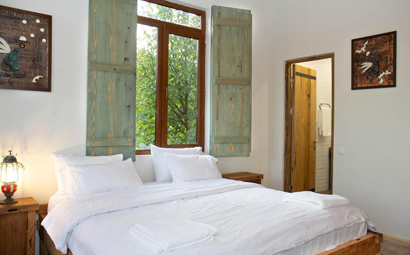 ნომერი საუზმით ორ სტუმარზე ზესტაფონში!