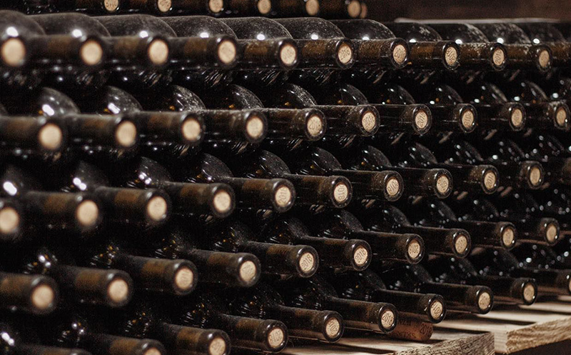 ნომერი საუზმით ორ სტუმარზე ზესტაფონში!