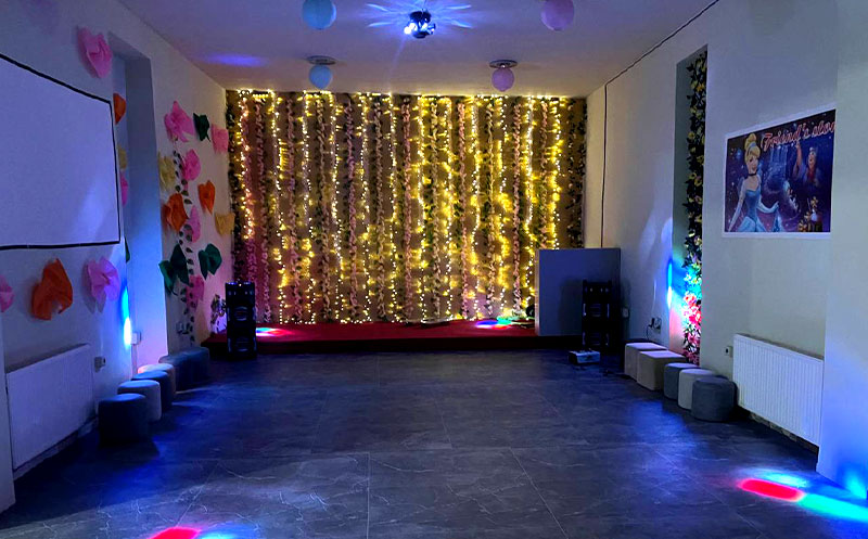 10, 15, 20 ან 25 ბავშვზე დაბადების დღის წვეულება