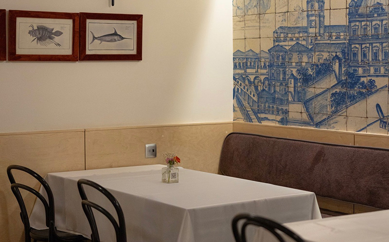 ზუთხის დაფა და სასმელი 6 სტუმარზე