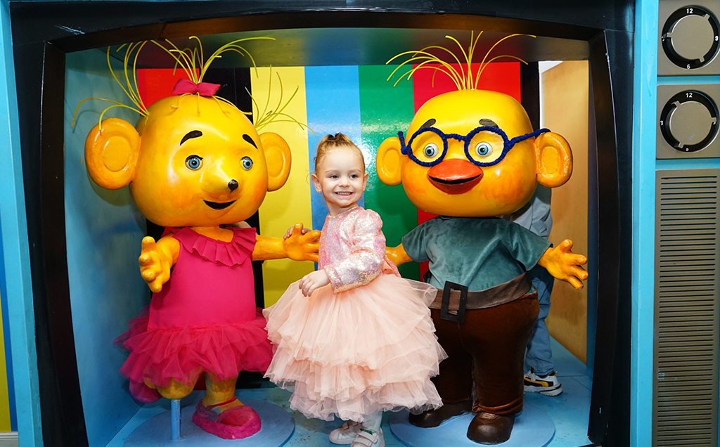 ჟირაფი ჟოზეს ლიცენზირებული დაბადების დღის პროგრამა 10+1, 15 +1 ან 20 +1 ბავშვზე