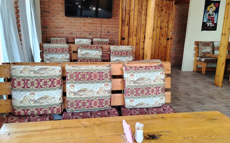 კერძები და არაყი 5-6 სტუმარზე