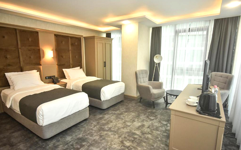 მაისი, ივნისი, სექტემბერი, ბათუმში აპარტამენტი 2 სტუმარზე ზღვის ხედით, აივნით და სამზარეულოთი