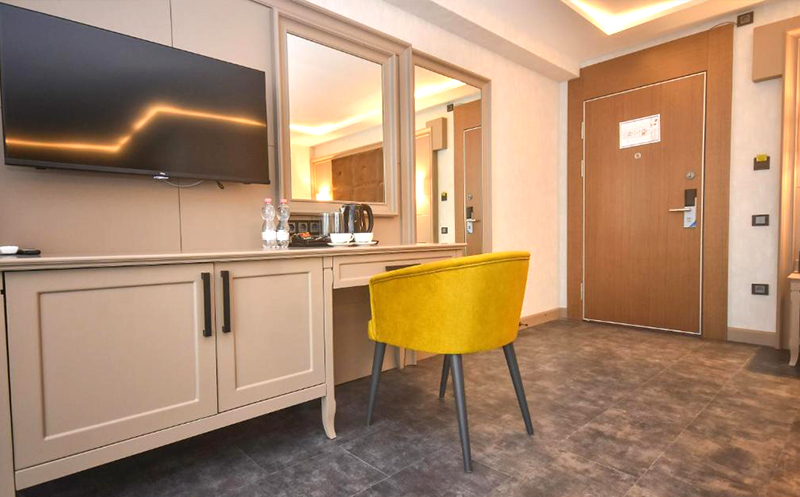 მაისი, ივნისი, სექტემბერი, ბათუმში აპარტამენტი 2 სტუმარზე ზღვის ხედით, აივნით და სამზარეულოთი