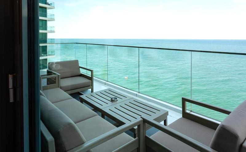 მაისი, ივნისი, სექტემბერი, ბათუმში აპარტამენტი 2 სტუმარზე ზღვის ხედით, აივნით და სამზარეულოთი