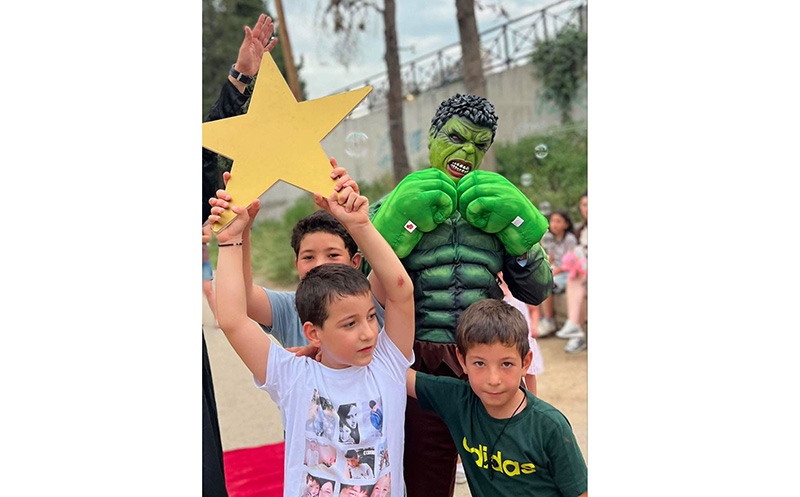 გამოძახებით, 1 საათიანი დაბადების დღის პროგრამა, საჩუქრად ფოტოგრაფის მომსახურება