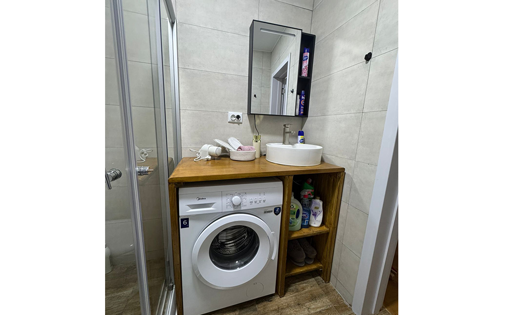 ბაზალეთში აპარტამენტი, 2+2 სტუმარზე ღია აუზით