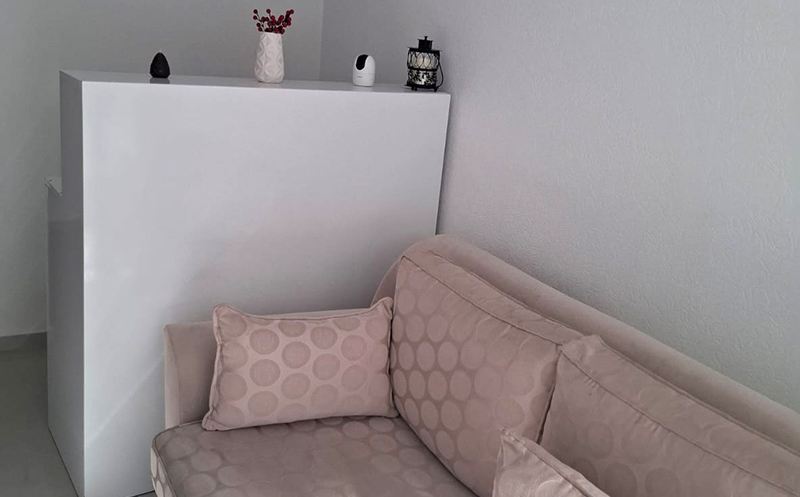 მანიკური გელ ლაქით, გამაგრებით და ნუნების დამუშავებით