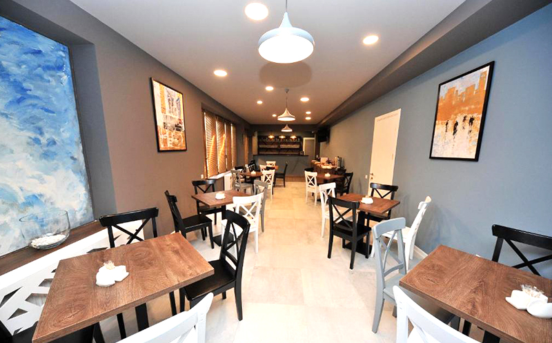 თბილისში, ნომრები 2-3 სტუმარზე საუზმით