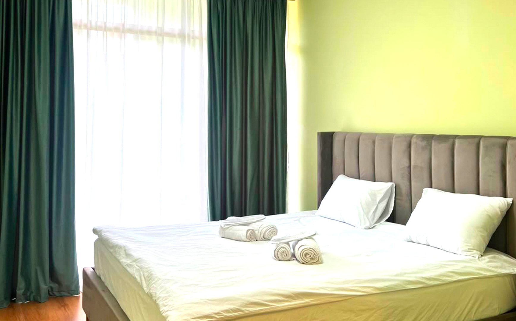 ბორჯომში, სტანდარეტული ნომრები 2 და 3 სტუმარზე ხედით