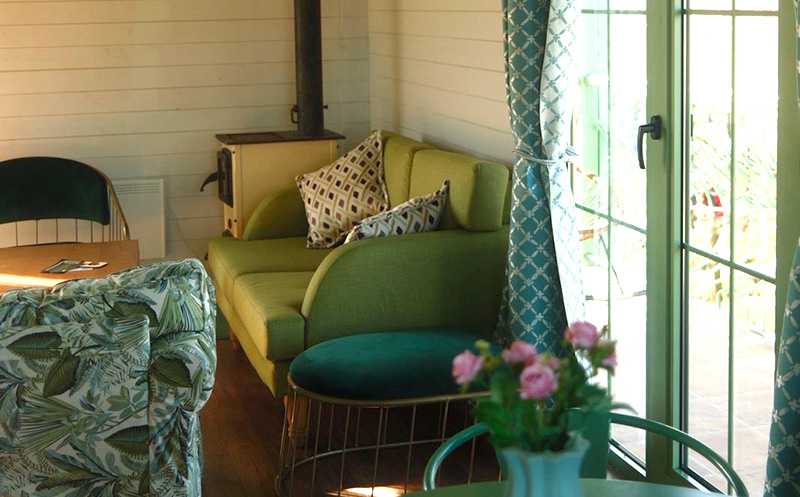 ვარციხეში, სახლი ვენახზე 4 სტუმარზე საუზმით და დახურული აუზით