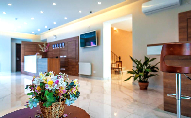 თბილისში, ნომერი 2 სტუმარზე33333333