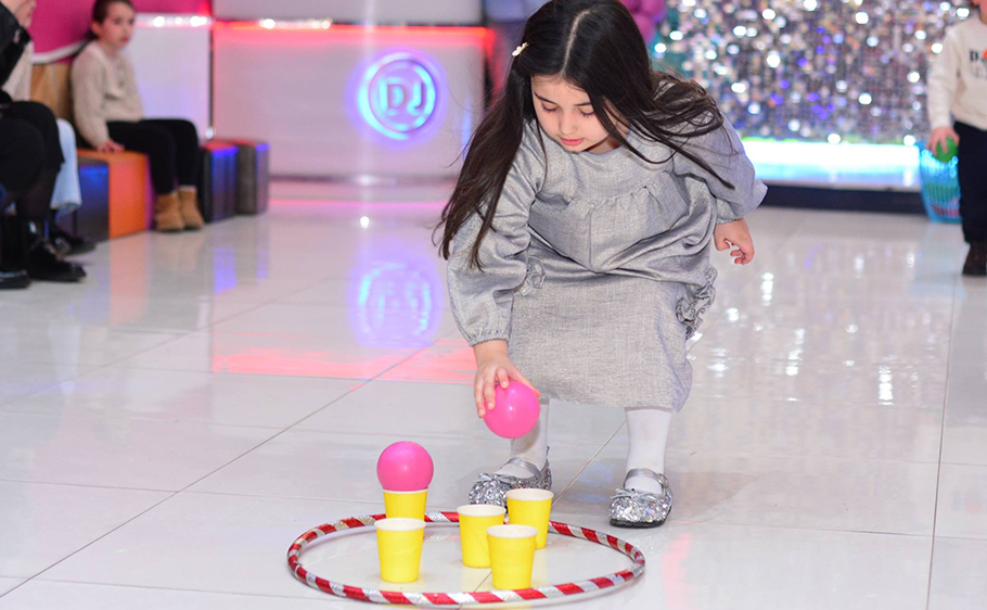 15+1 ბავშვზე დაბადების დღის წვეულება