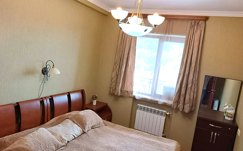 აპარტამენტი 2+4 სტუმარზე ბაკურიანში