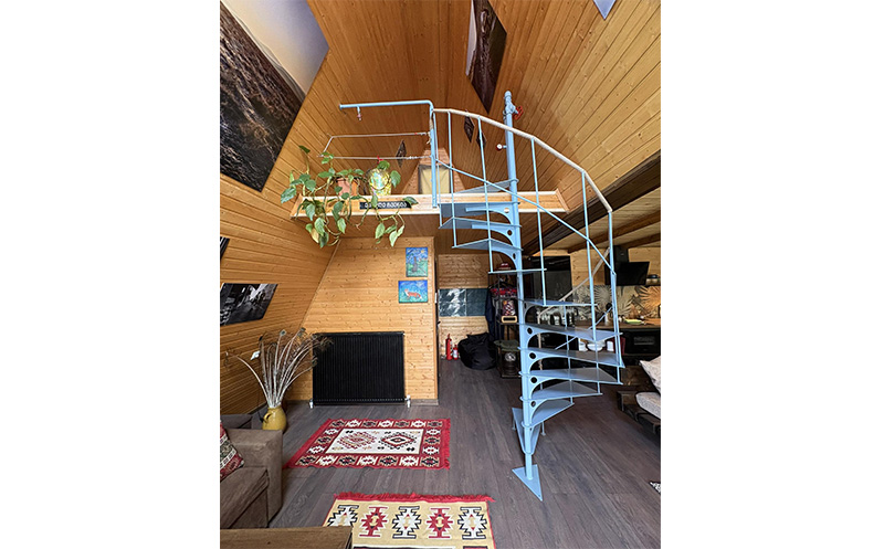 ცხვარიჭამიაში კოტეჯი ბალუ 4 ან 6 სტუმარზე