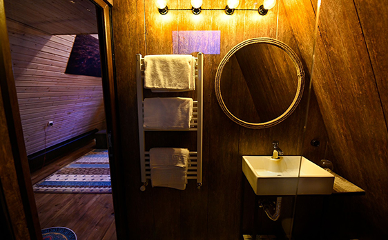 ცხვარიჭამიაში კოტეჯი ბალუ 4 ან 6 სტუმარზე