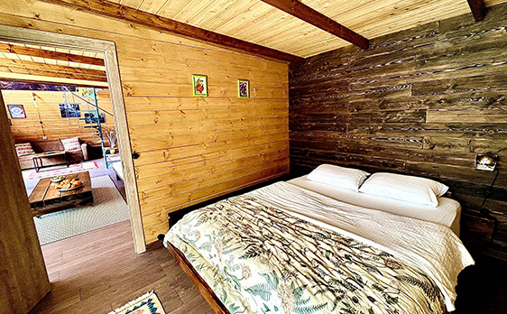 ცხვარიჭამიაში კოტეჯი ბალუ 4 ან 6 სტუმარზე