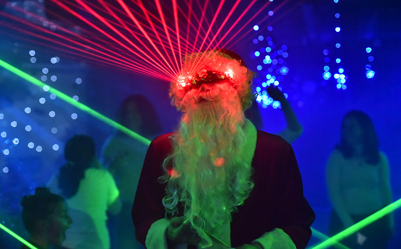 საახალწლო კარნავალი ან დაბადების დღე 15, 20, 25 ან მეტ ბავშვზე კლუბ დეჟავუში