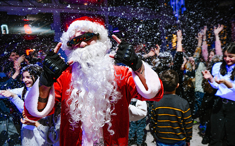 საახალწლო კარნავალი ან დაბადების დღე 15, 20, 25 ან მეტ ბავშვზე კლუბ დეჟავუში