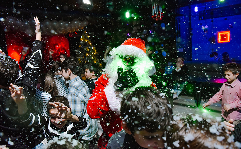 საახალწლო კარნავალი ან დაბადების დღე 15, 20, 25 ან მეტ ბავშვზე კლუბ დეჟავუში