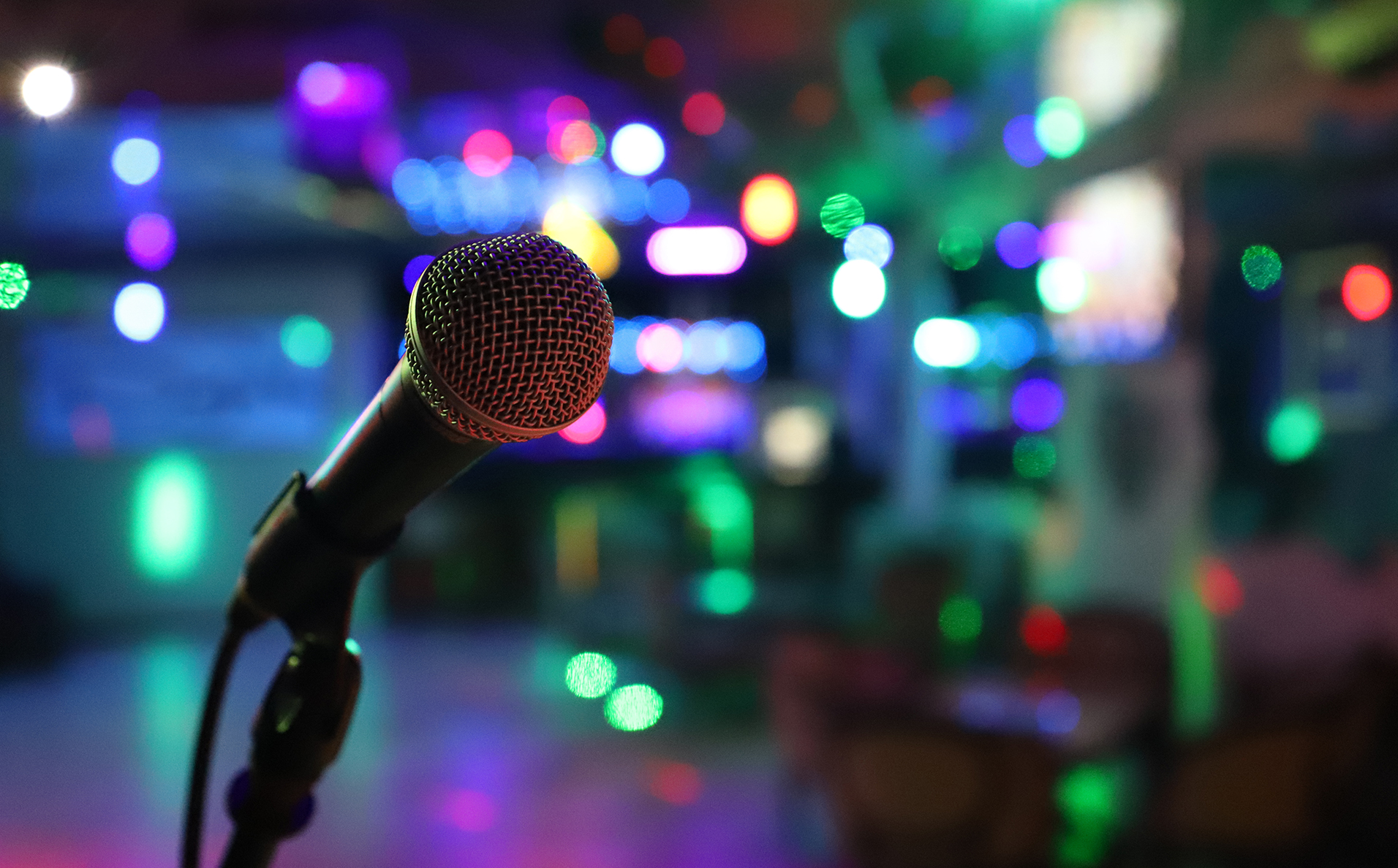 დახურული წვეულება, 10,15, 20, 25 და 30 თინეიჯერზე