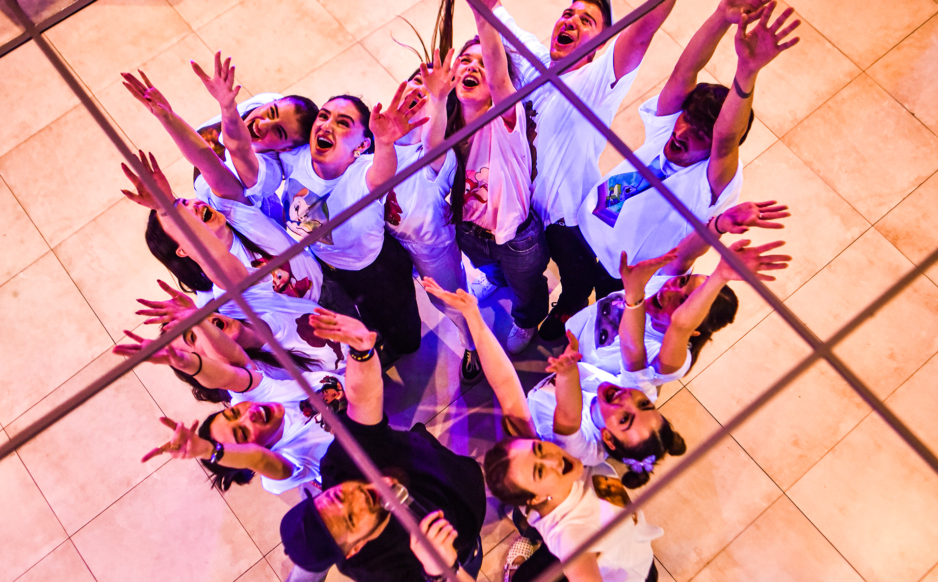 დახურული წვეულება, 10,15, 20, 25 და 30 თინეიჯერზე