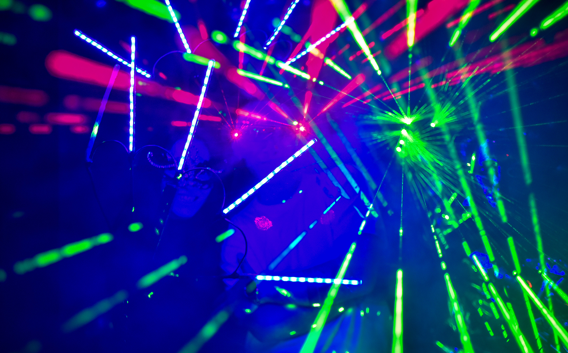 დახურული წვეულება, 10,15, 20, 25 და 30 თინეიჯერზე