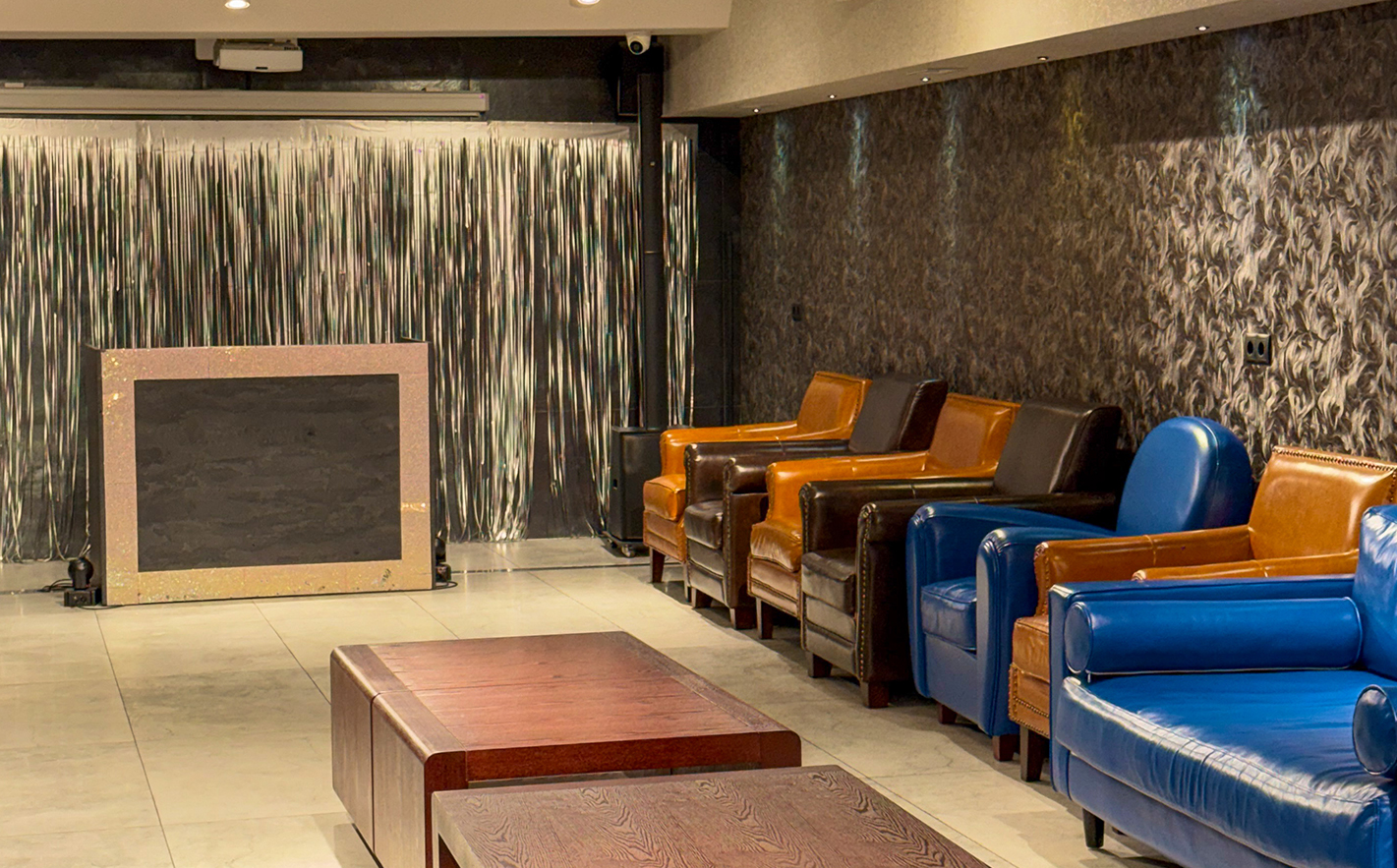 თინეიჯერული წვეულება 20 სტუმარზე, სასმელი, კარაოკე და DJ