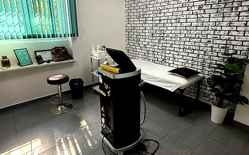 შოკ აქცია! ქალბატონებისთვის დიოდური ეპილაცია 2025 წლის უახლესი 4 სხივიანი აპარატი