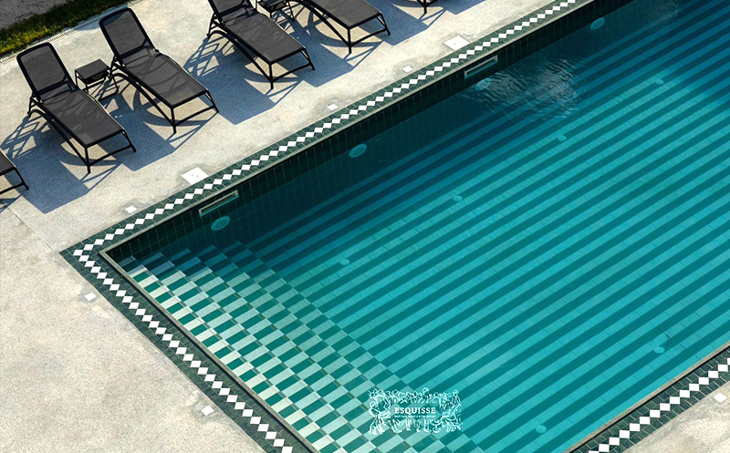 აპრილში, კახეთში, ნომერი 2 ან 3 სტუმარზე საუზმით, შიდა და ღია აუზით, საუნით და საბილიარდო სივრცით ესკიზ თელავში