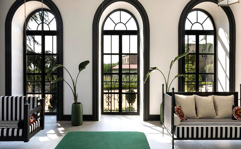 კახეთში, ნომერი 2 ან 3 სტუმარზე საუზმით, შიდა და ღია აუზით, საუნით და საბილიარდო სივრცით