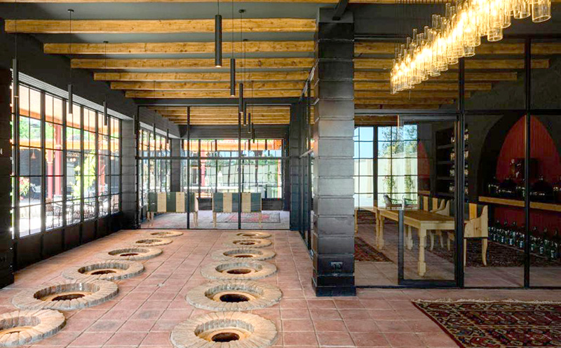 კახეთში, ნომერი 2 ან 3 სტუმარზე საუზმით, შიდა და ღია აუზით, საუნით და საბილიარდო სივრცით