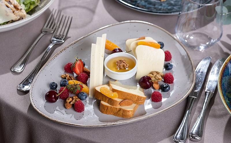 სამი სახის სპეციალური შეთავაზება გატანით 10 სტუმრისთვის