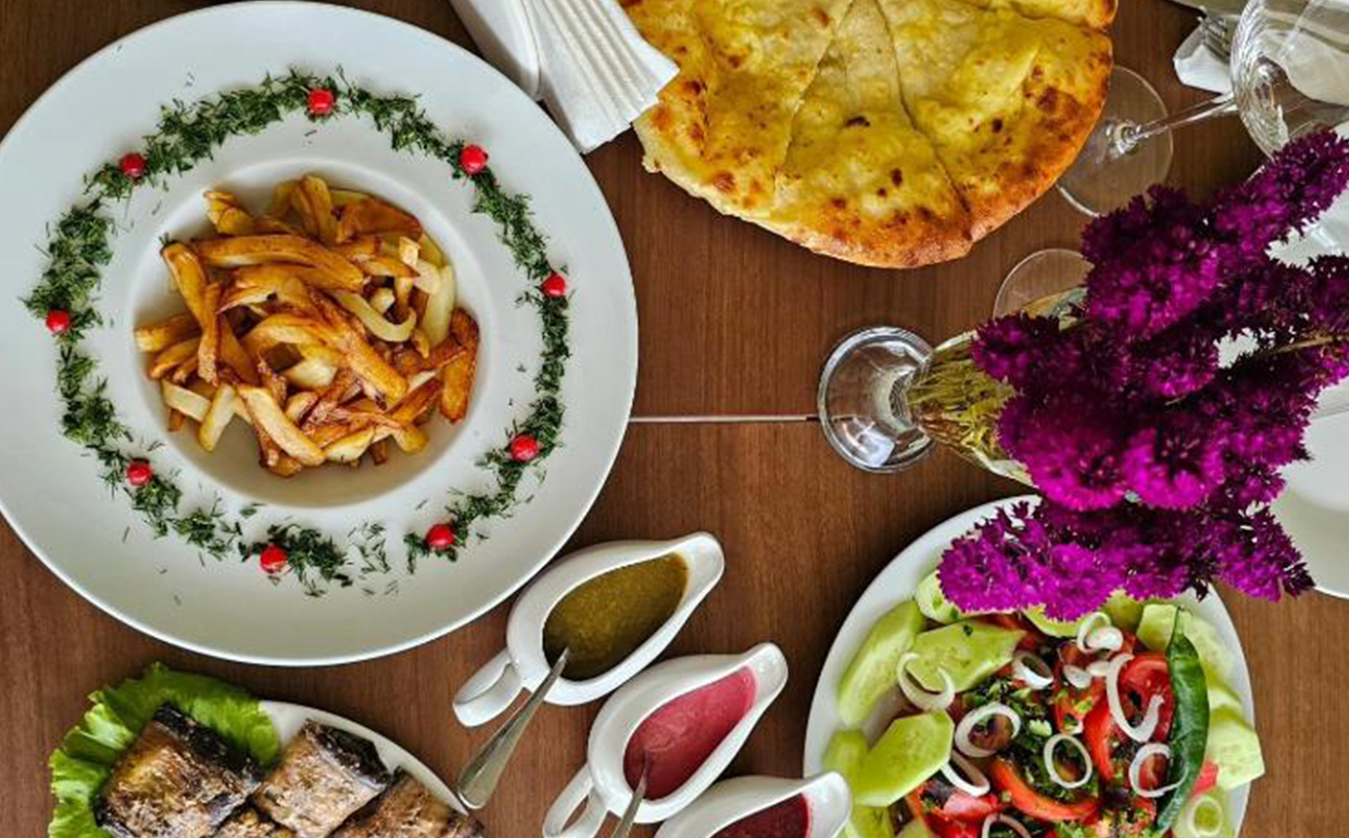 რაჭაში ნომრები საუზმით 2,3 ან 4 სტუმარზე