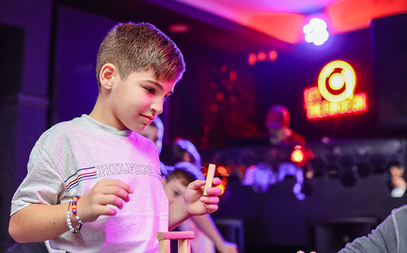 Challenge Party 10, 15, 20, 25, 30 თინეიჯერზე