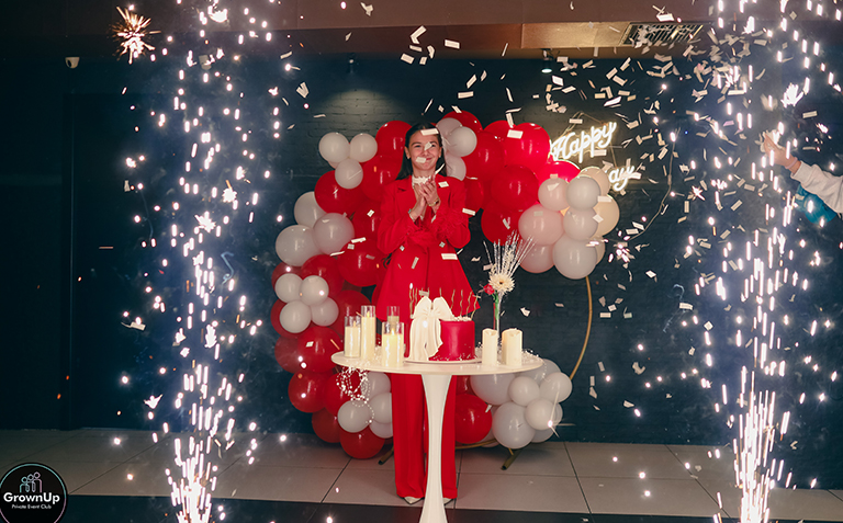 20 თინეიჯერზე, დახურული წვეულება ივენთ კლუბში