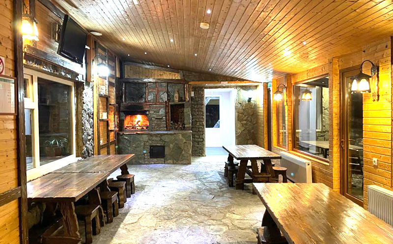 4-17 იანვარი, გუდაურში 2, 3 ან 4 სტუმარზე ნომრები საუზმით და ვახშმით