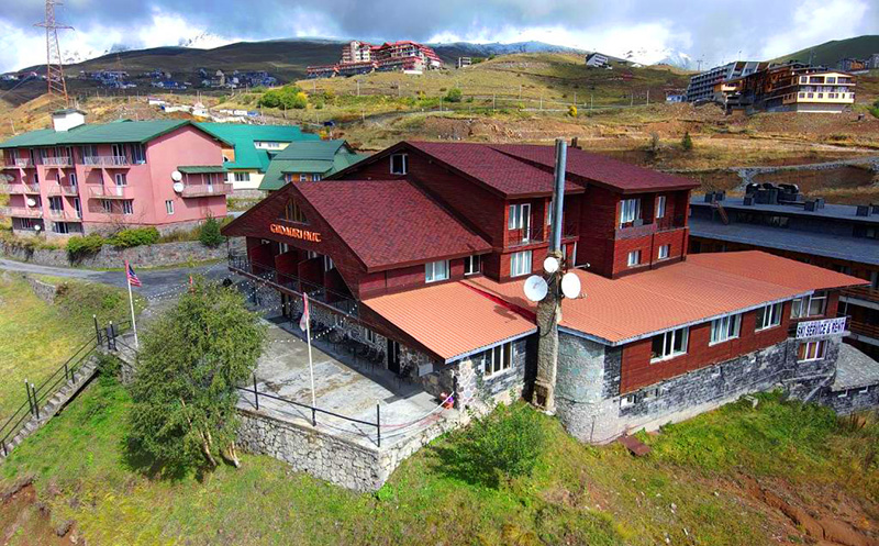 4-17 იანვარი, გუდაურში 2, 3 ან 4 სტუმარზე ნომრები საუზმით და ვახშმით