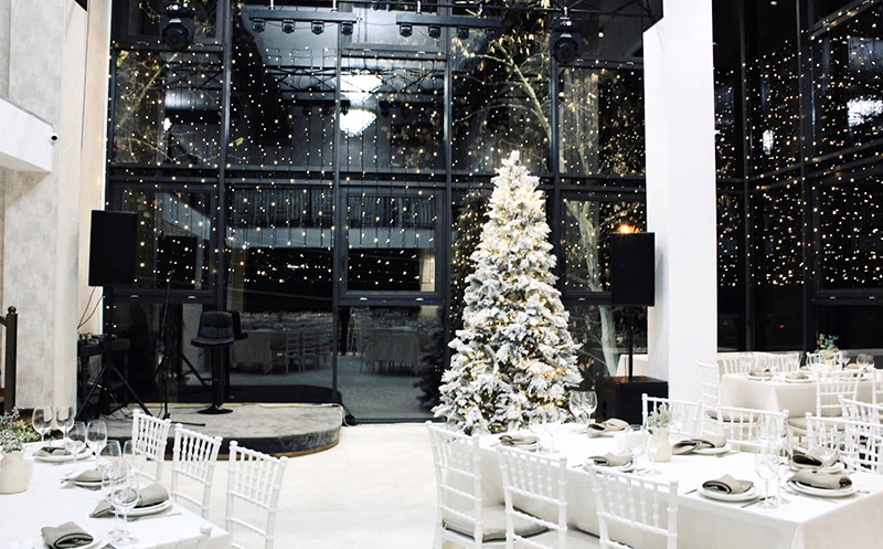 12 სტუმარზე უგემრიელესი კერძები და სასმელი