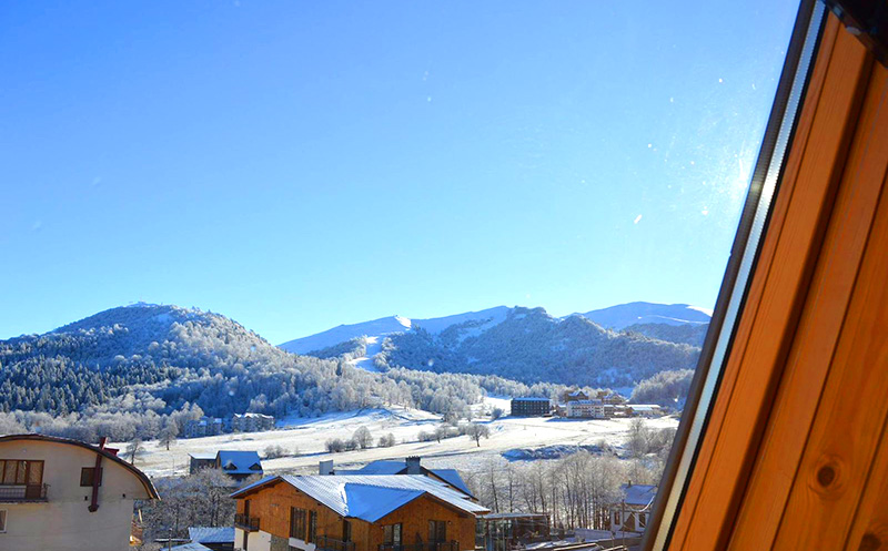 11 იანვრიდან - 31 მარტამდე, ბაკურიანში აპარტამენტი 5 სტუმარზე