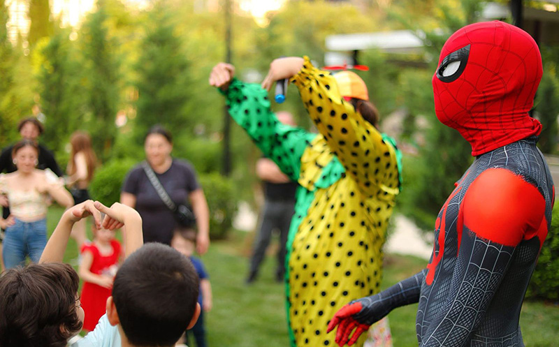 ჯამბაზების პროგრამა