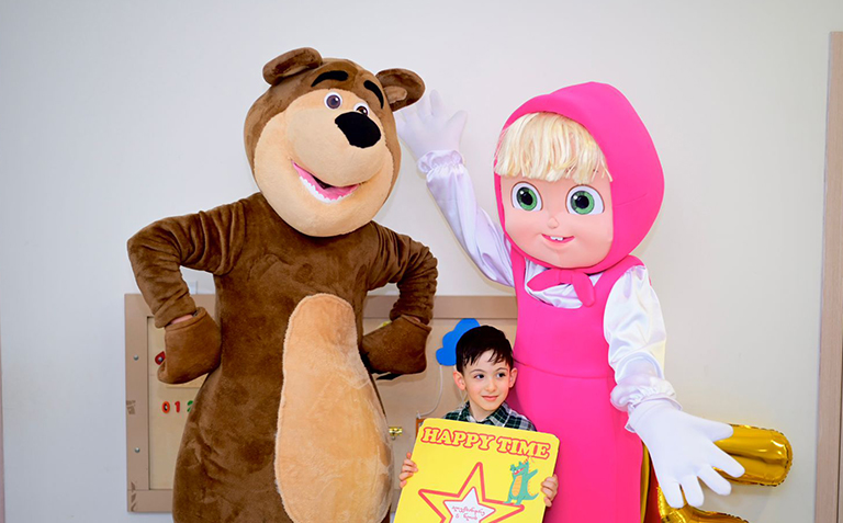 გამოძახებით, 1 საათიანი პროგრამა, 2 გმირი და ფოტოგადაღება